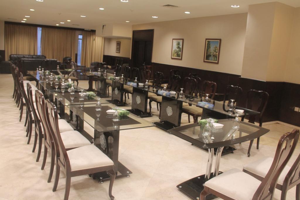 Le Vendome Hotel Amman Ngoại thất bức ảnh