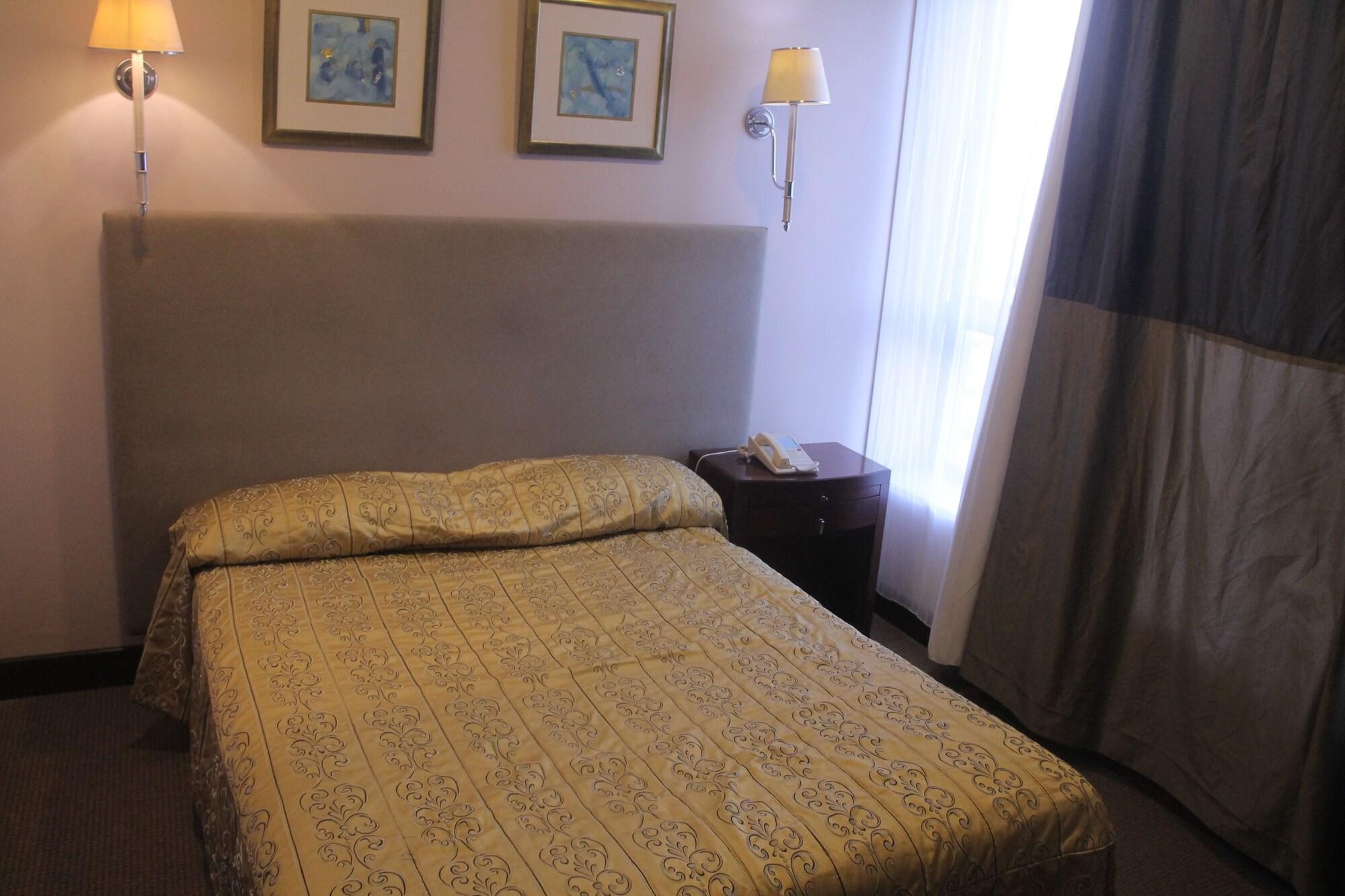 Le Vendome Hotel Amman Ngoại thất bức ảnh