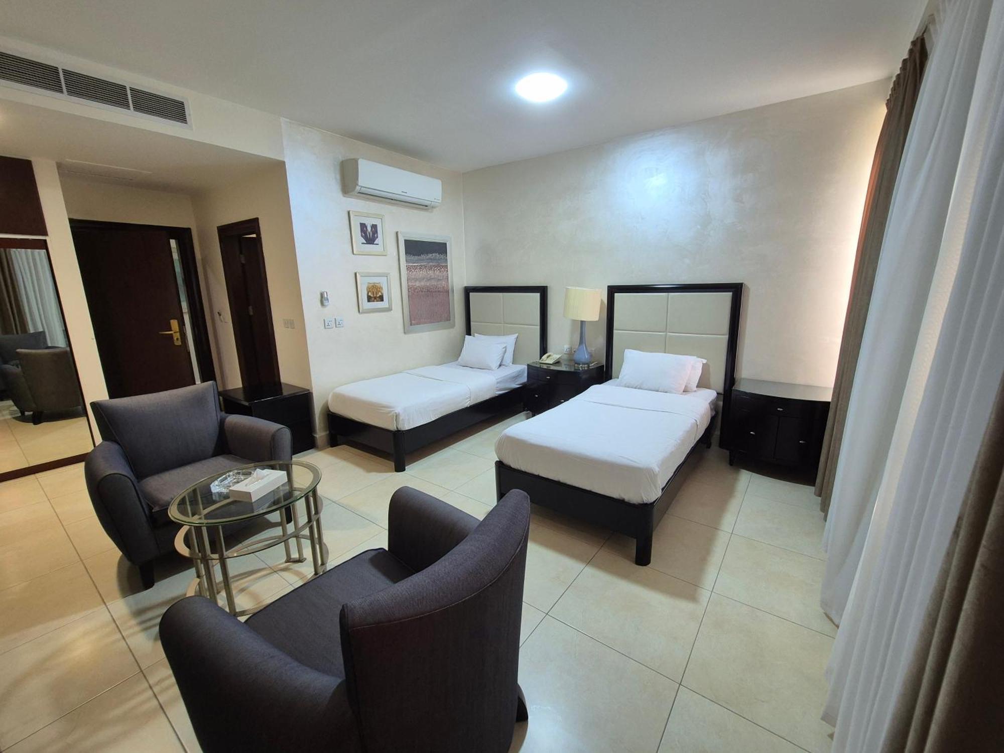 Le Vendome Hotel Amman Ngoại thất bức ảnh