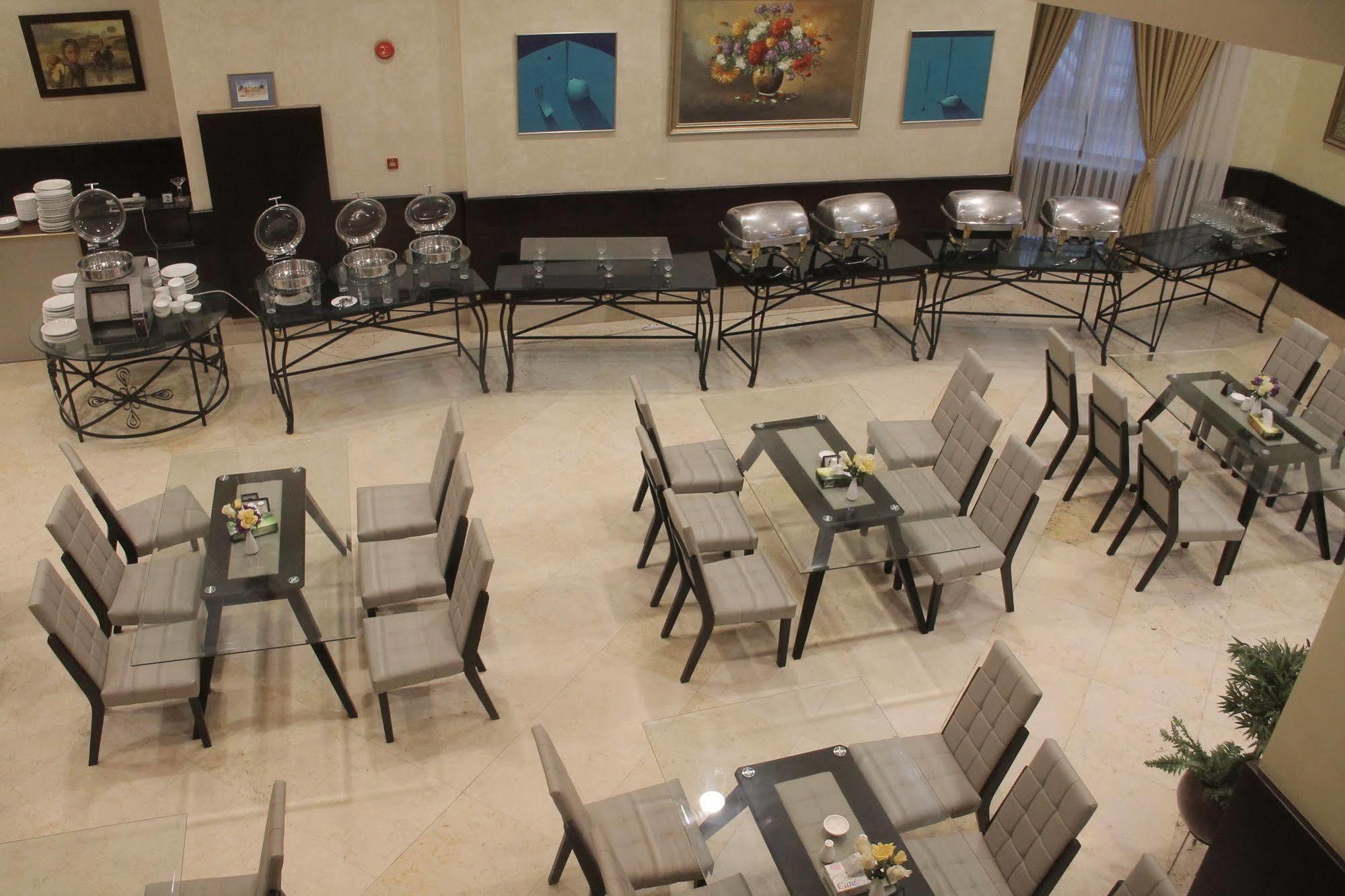 Le Vendome Hotel Amman Ngoại thất bức ảnh