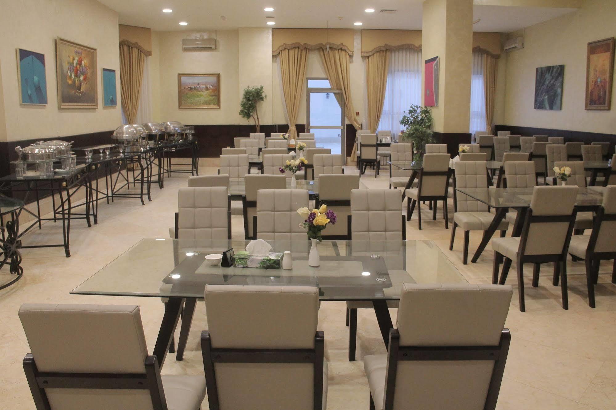 Le Vendome Hotel Amman Ngoại thất bức ảnh