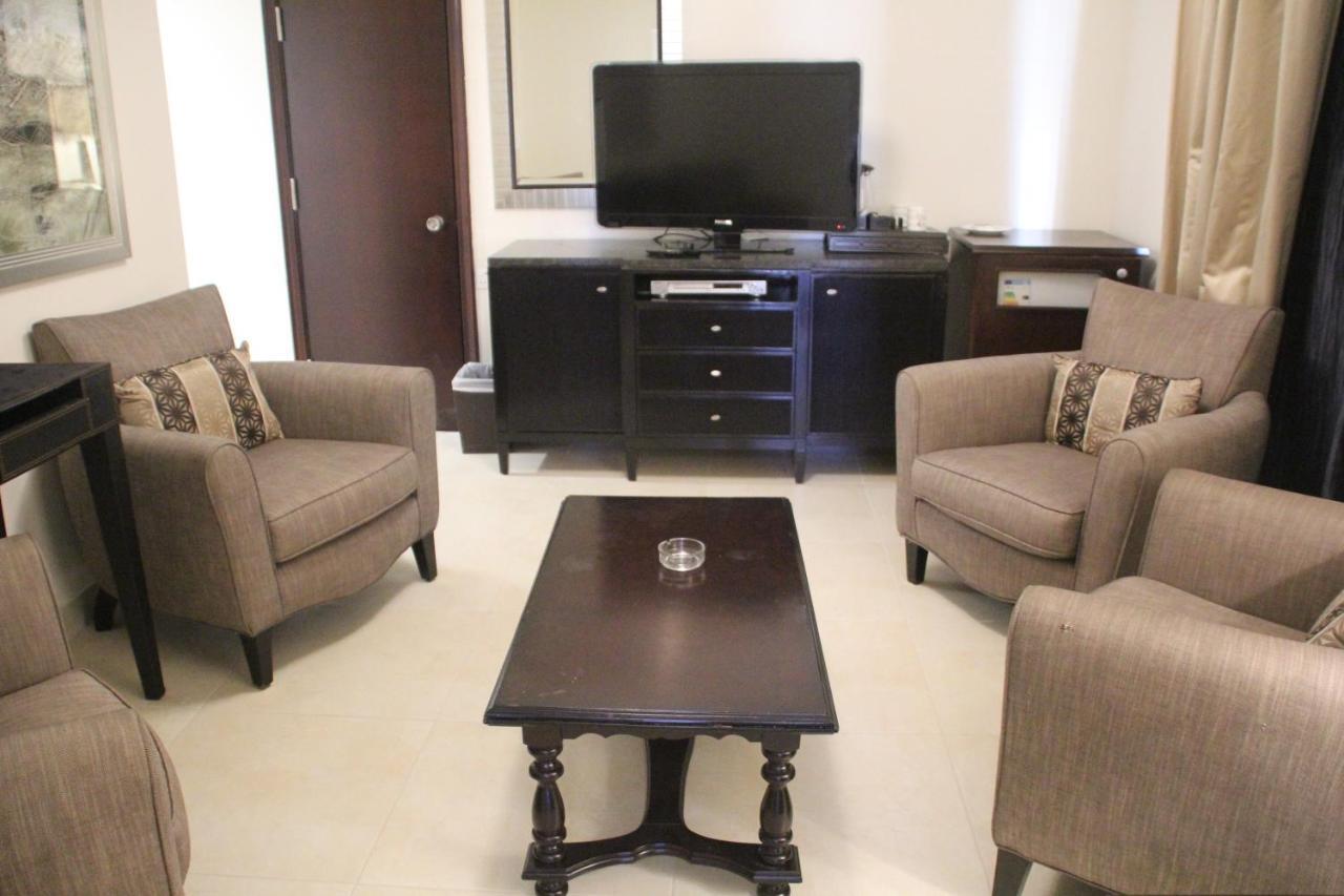 Le Vendome Hotel Amman Ngoại thất bức ảnh